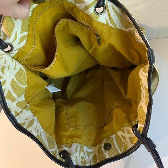 Large Yellow Retro Floral Beach Summer Brown Vegan Leather Trim Tote Bag - Picture 3 of 16